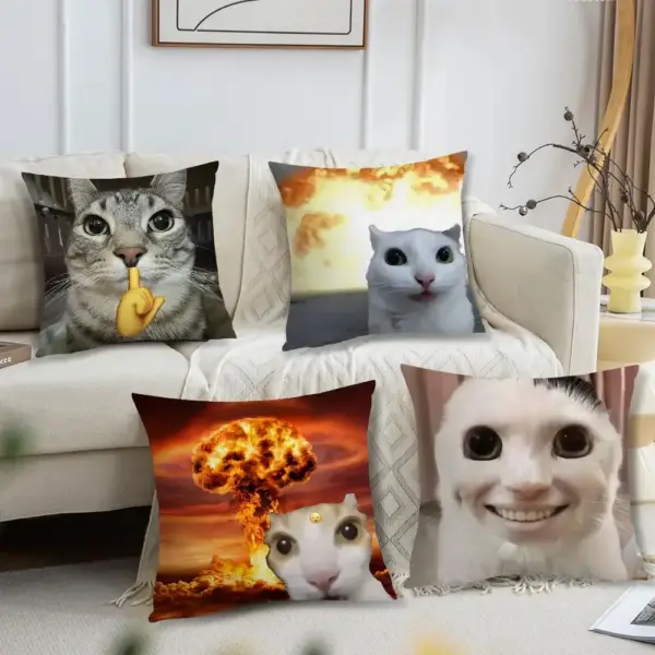 Geschenke für Katzenliebhaber: Kissenbezug mit Katzen-Memes
