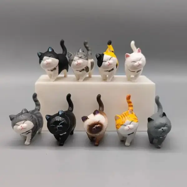 Geschenke für Katzenliebhaber: Katzenfiguren-Set, Miniatur