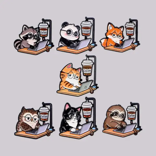 Geschenke für Katzenliebhaber: Pin mit Katze am Laptop – Bild 3