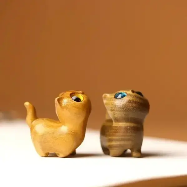 Geschenke für Katzenliebhaber: Holzkatze mit großen Augen – Bild 2