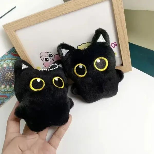 Geschenke für Katzenliebhaber: Plüsch-Katzenanhänger, Stickaugen – Bild 3