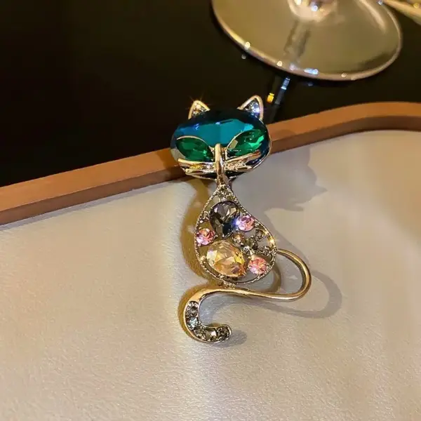 Geschenke für Katzenliebhaber: Katzenbrosche mit Strass – Bild 3