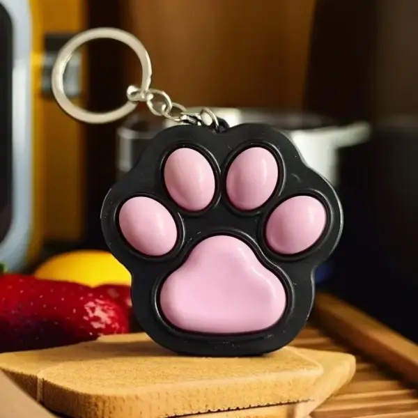 Geschenke für Katzenliebhaber: Schlüsselanhänger in Pfotenform – Bild 3