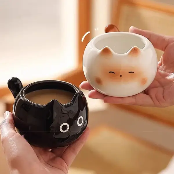 Geschenke für Katzenliebhaber: Katzentasse mit Schwanz-Henkel