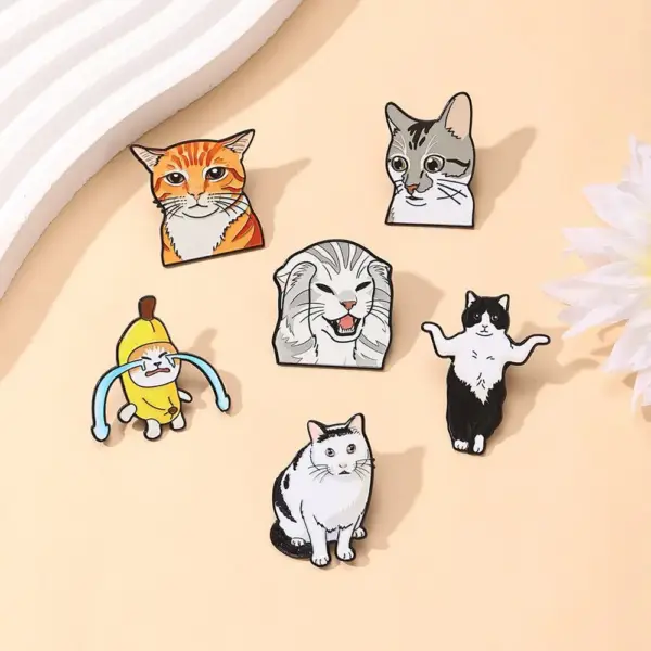Geschenke für Katzenliebhaber: Anstecker-Set Katzen-Memes – Bild 3