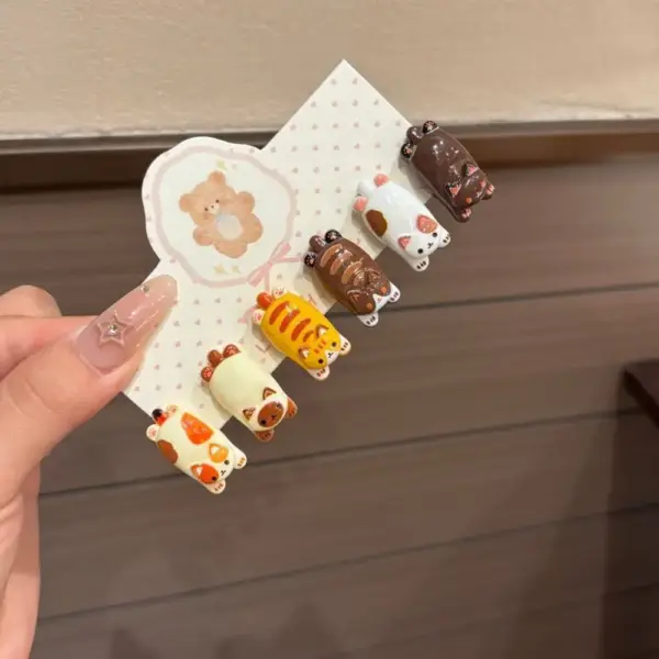 Geschenke für Katzenliebhaber: Haarspangen mit Mini-Katzen – Bild 2