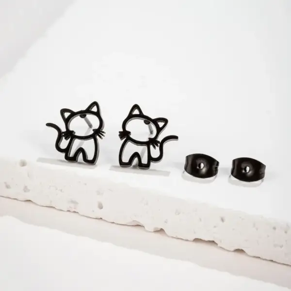 Geschenke für Katzenliebhaber: Ohrstecker Katze, ausgeschnitten – Bild 4
