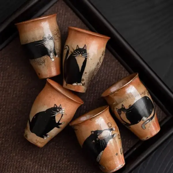 Geschenke für Katzenliebhaber: Teetasse Katze handbemalt – Bild 4