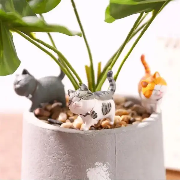 Geschenke für Katzenliebhaber: Katzenfiguren-Set, Miniatur – Bild 5