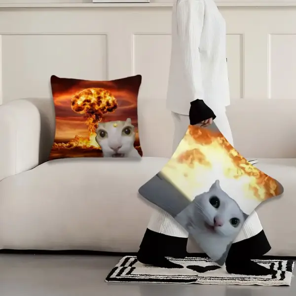 Geschenke für Katzenliebhaber: Kissenbezug mit Katzen-Memes – Bild 6