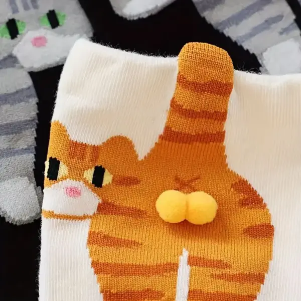 Geschenke für Katzenliebhaber: Socken mit Katzenpopo-Motiv – Bild 5