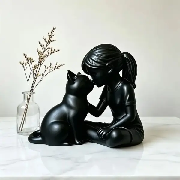 Geschenke für Katzenliebhaber: Figur Mädchen mit Katze – Bild 5