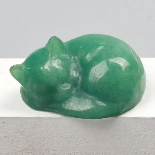 Schlafende Katzenfigur, geschnitzt, kleine Deko-Figur – Bild 9