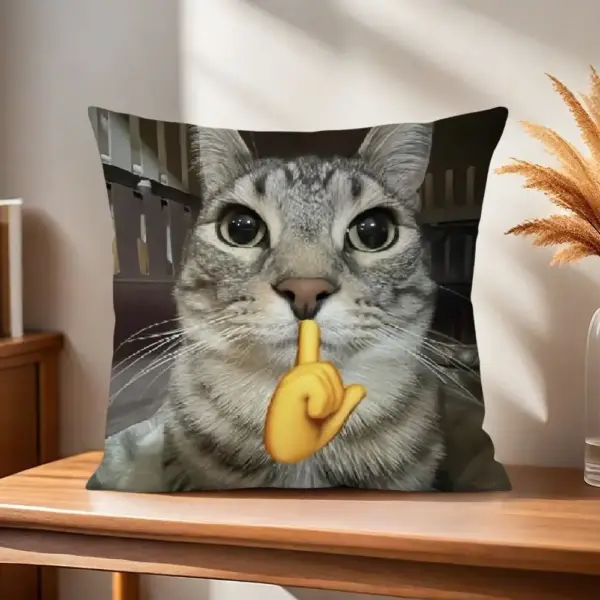 Geschenke für Katzenliebhaber: Kissenbezug mit Katzen-Memes – Bild 37