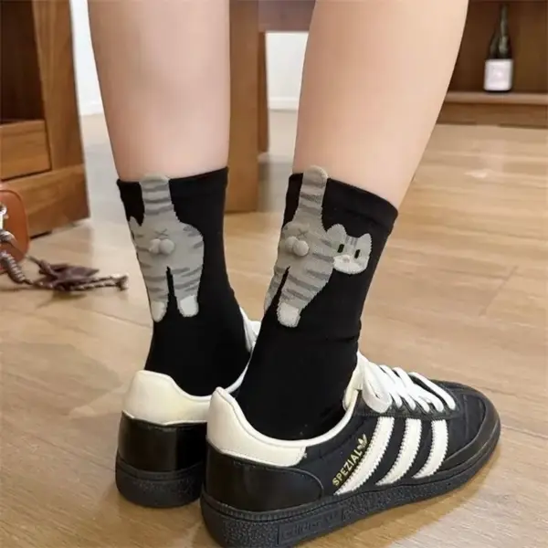 Geschenke für Katzenliebhaber: Socken mit Katzenpopo-Motiv – Bild 7