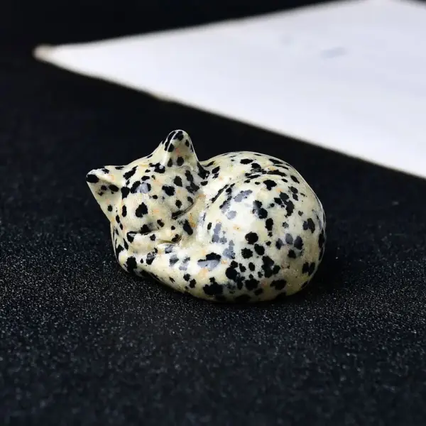 Geschenke für Katzenliebhaber: Schlafende Katze, geschnitzt – Bild 11